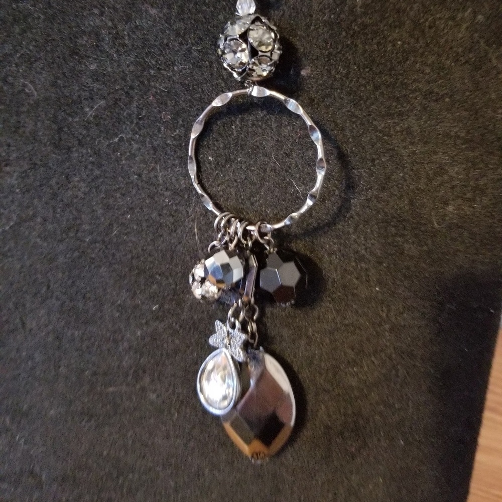 Necklace - Picture 2 of 3